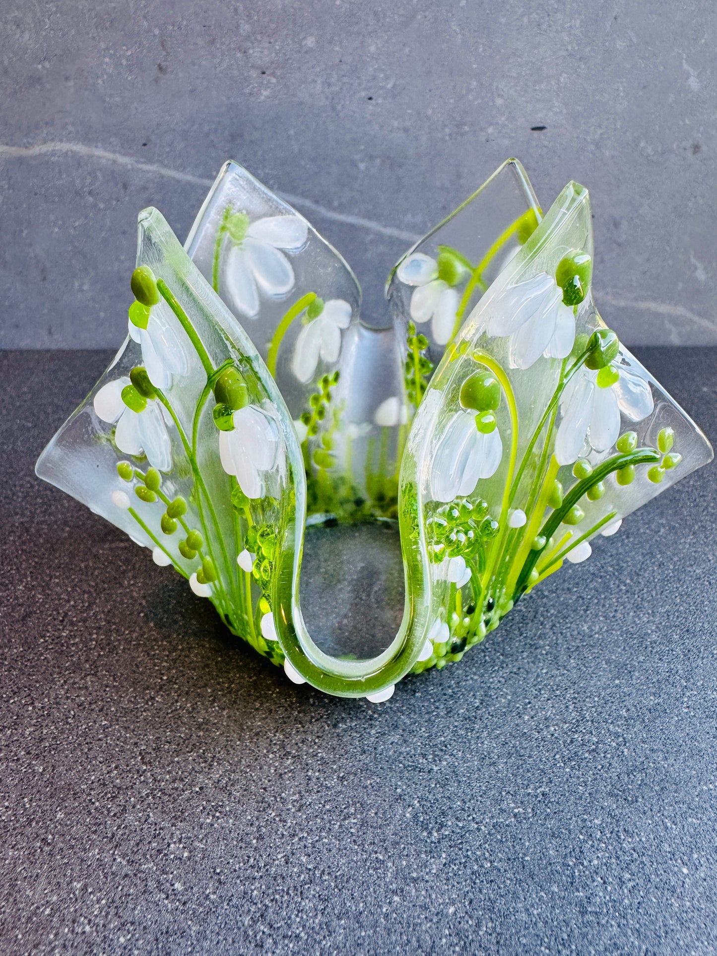 Snowdrop sculptural tealight