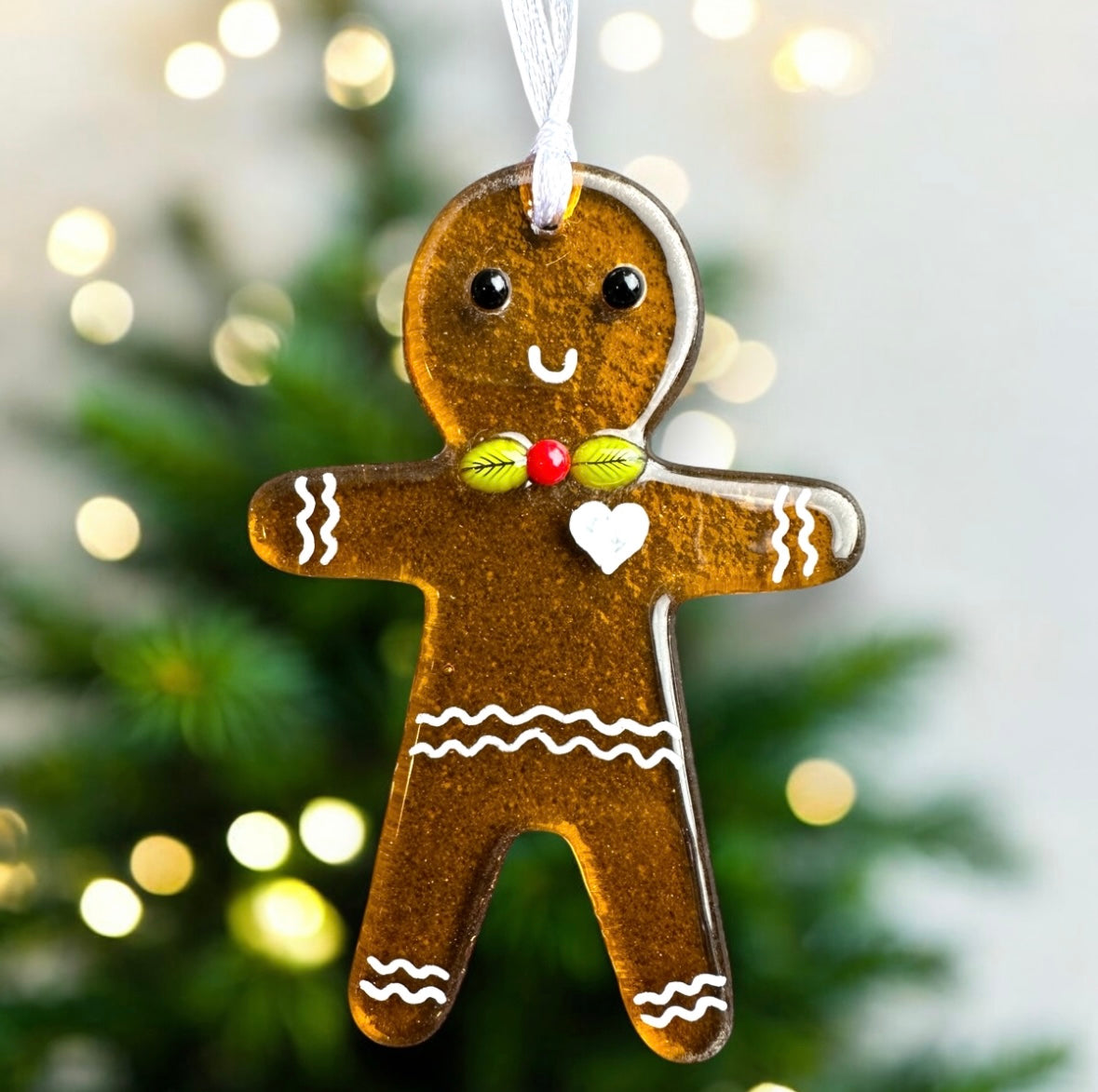 Gingerbread ladies/men Christmas fused glass decoration.