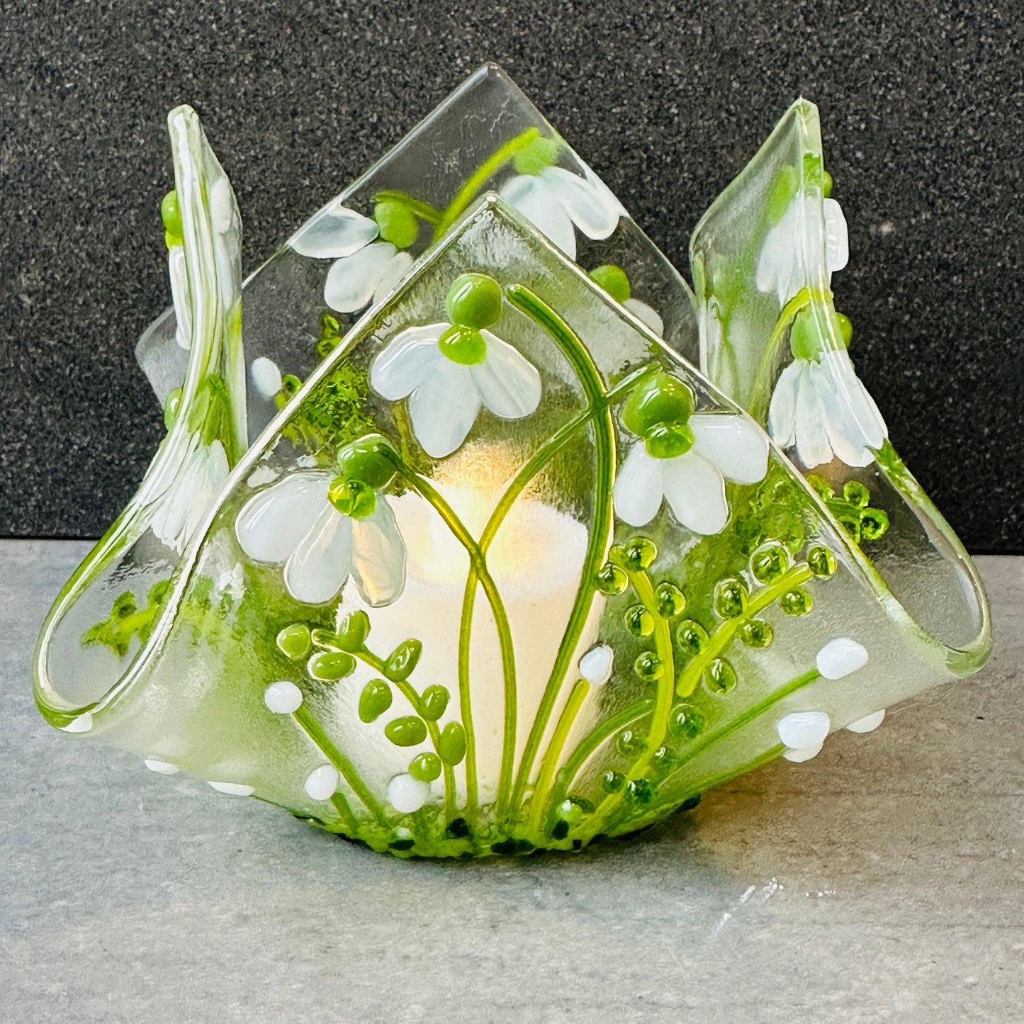 Snowdrop sculptural tealight