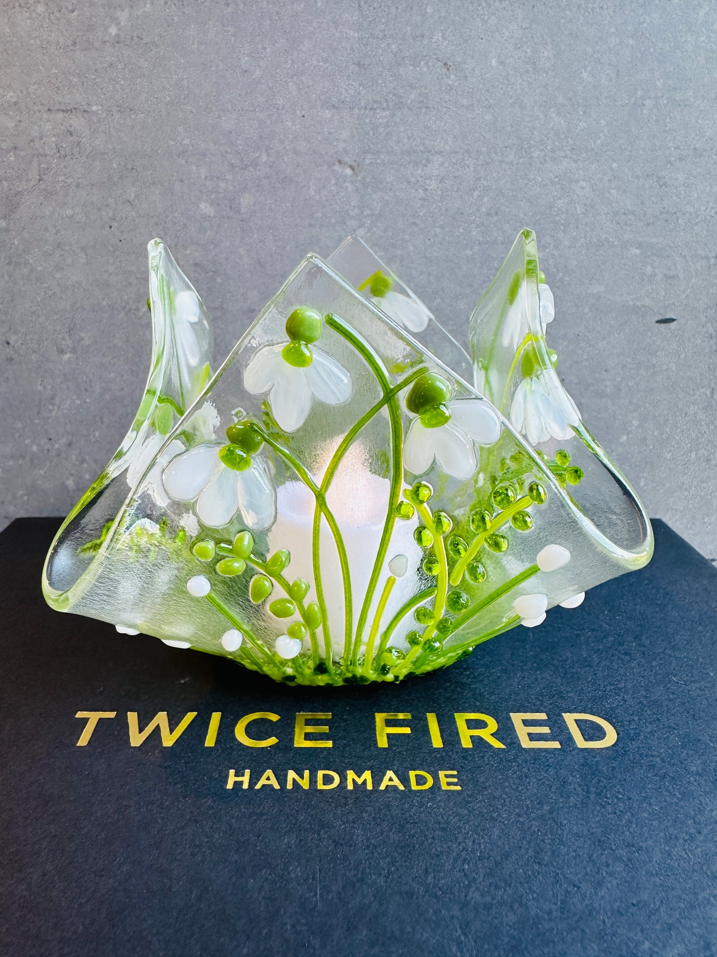 Snowdrop sculptural tealight