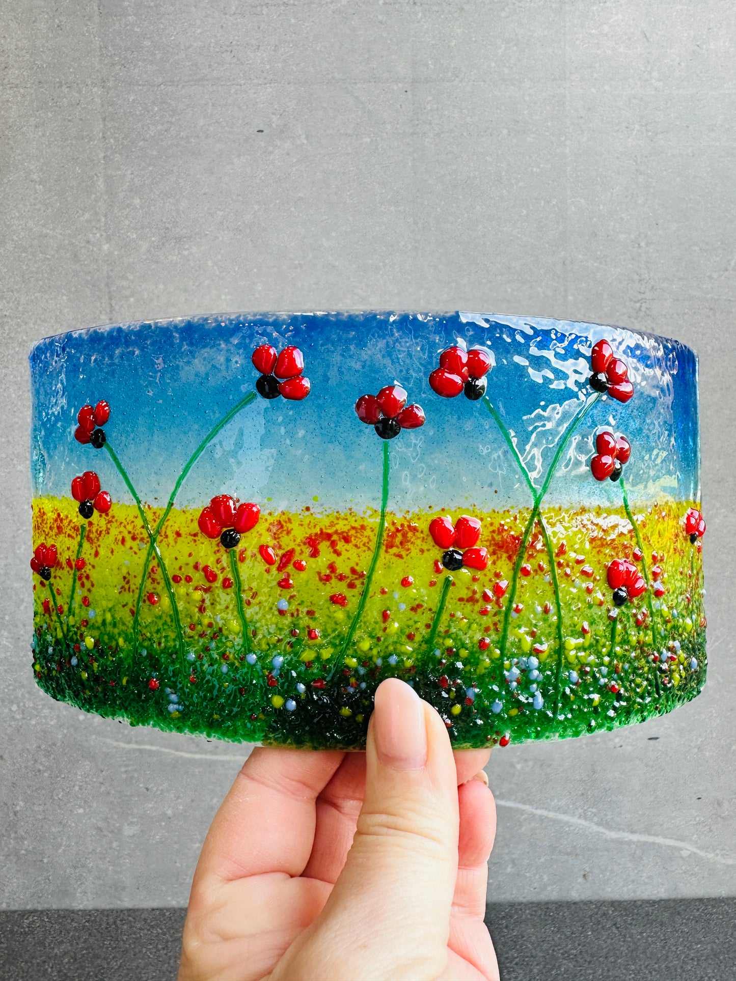 Large Fused Glass Poppy Curve – Handmade Floral Art, Remembrance Gift, Poppy Home Decor, Nature-Inspired Glass Panel, Unique Gift for Her