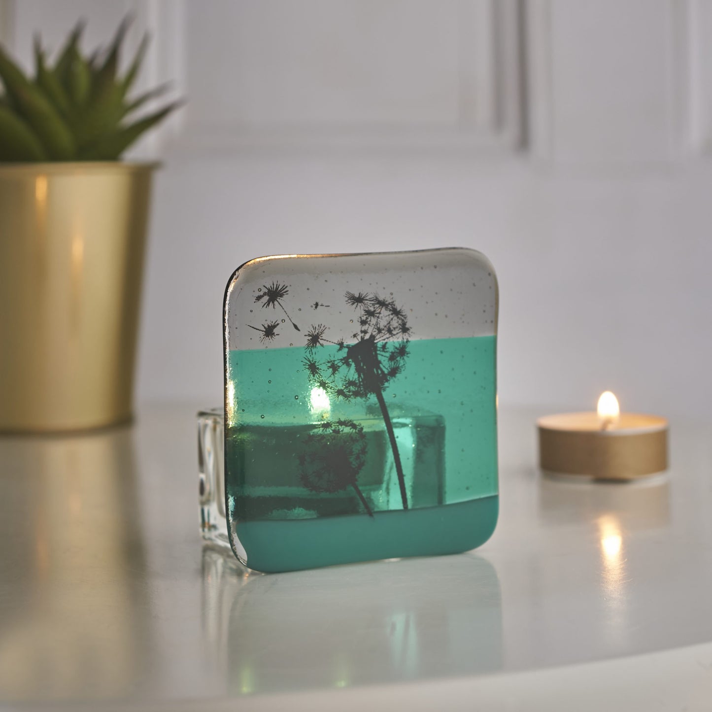 Green Dandelion Tea Light