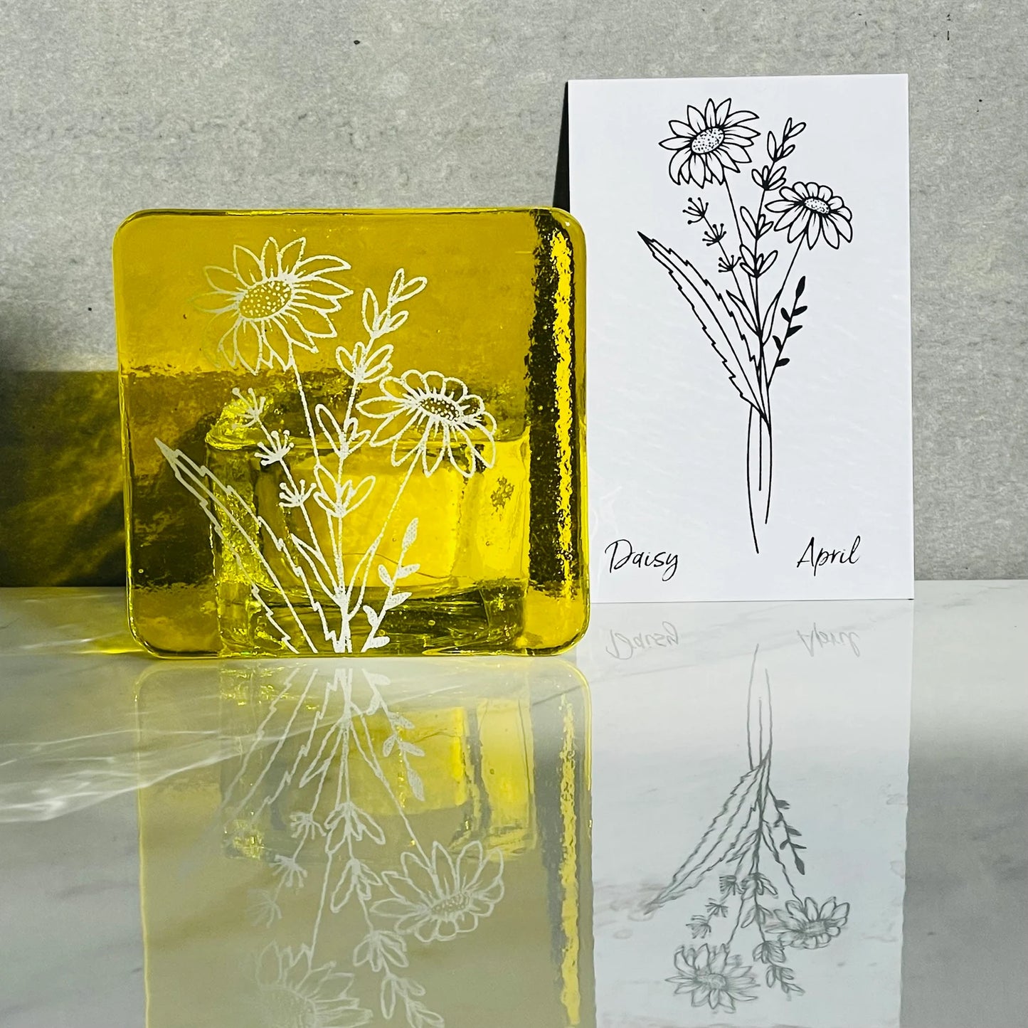 April Daisy - Tea Light