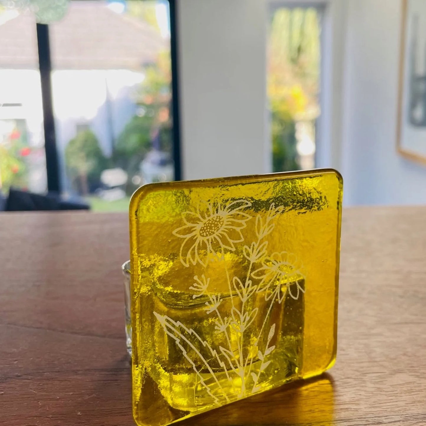 April Daisy - Tea Light