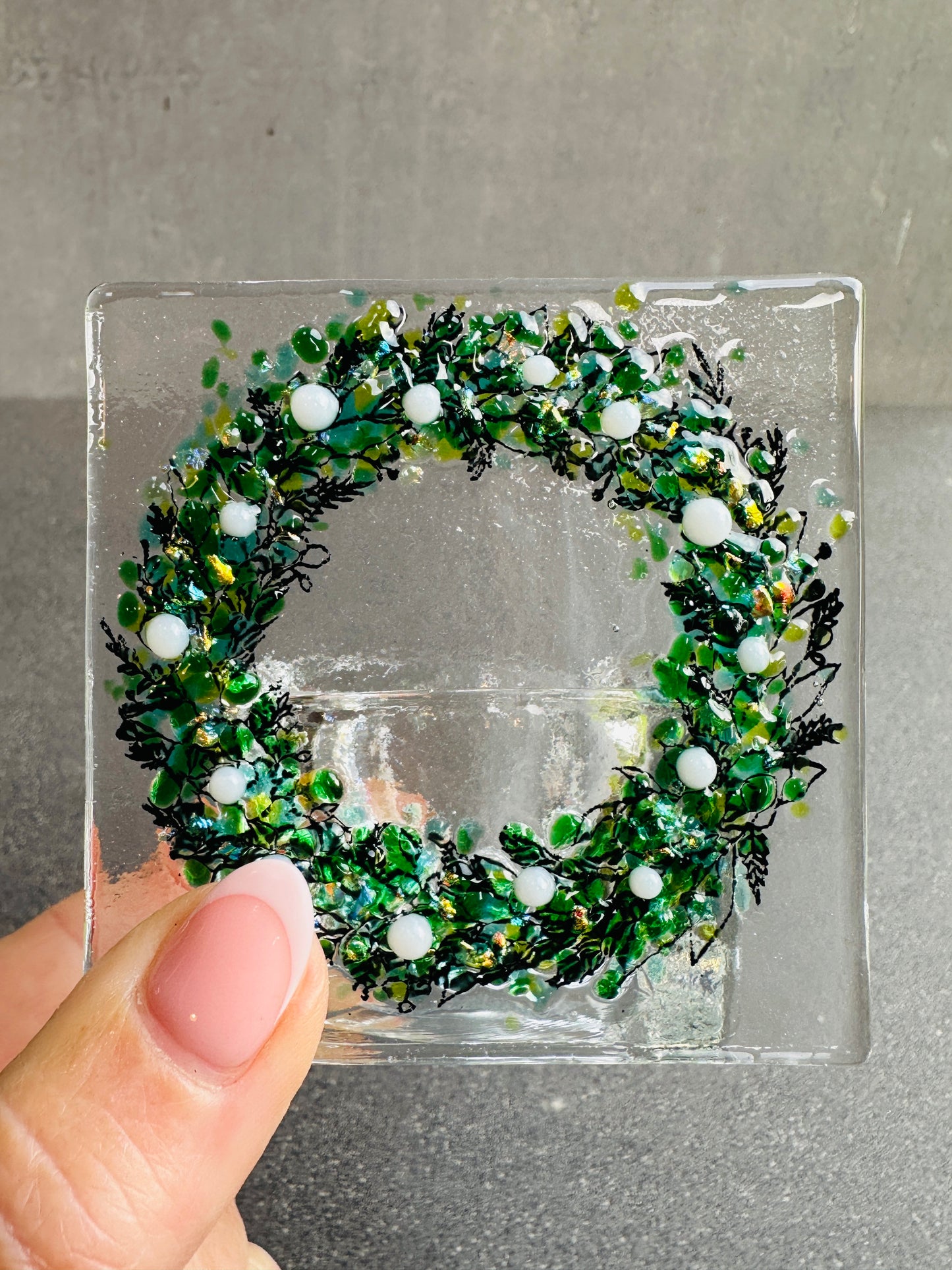 SALE Christmas wreath Tea Light - White Berry