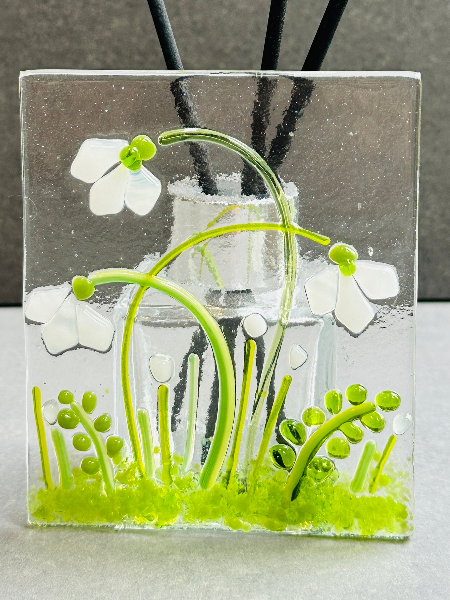 Snowdrop diffuser