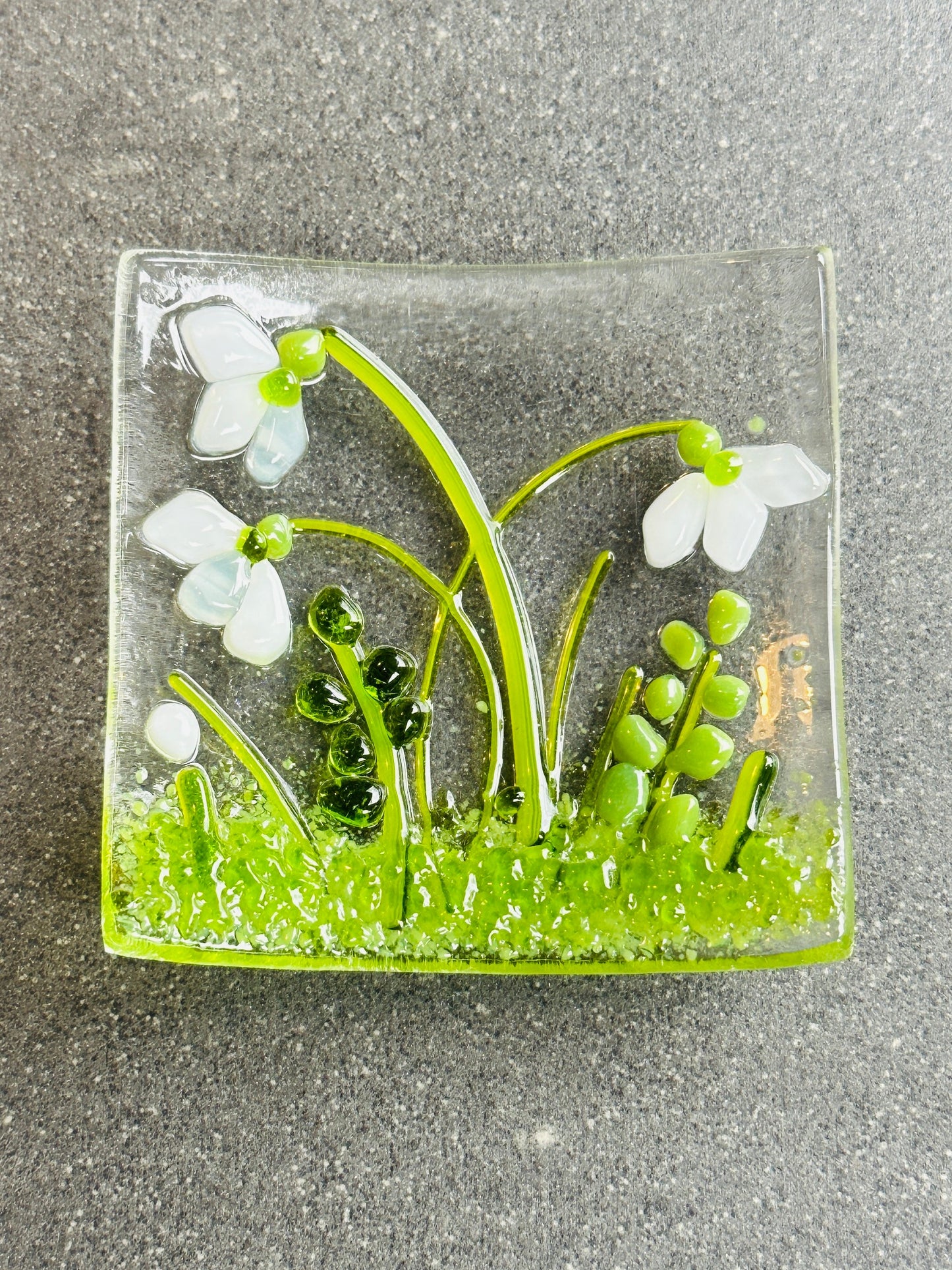 Snowdrop glass bowl