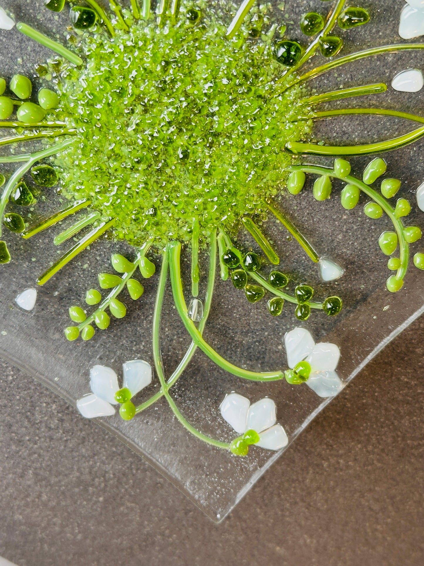 Snowdrop glass large plate