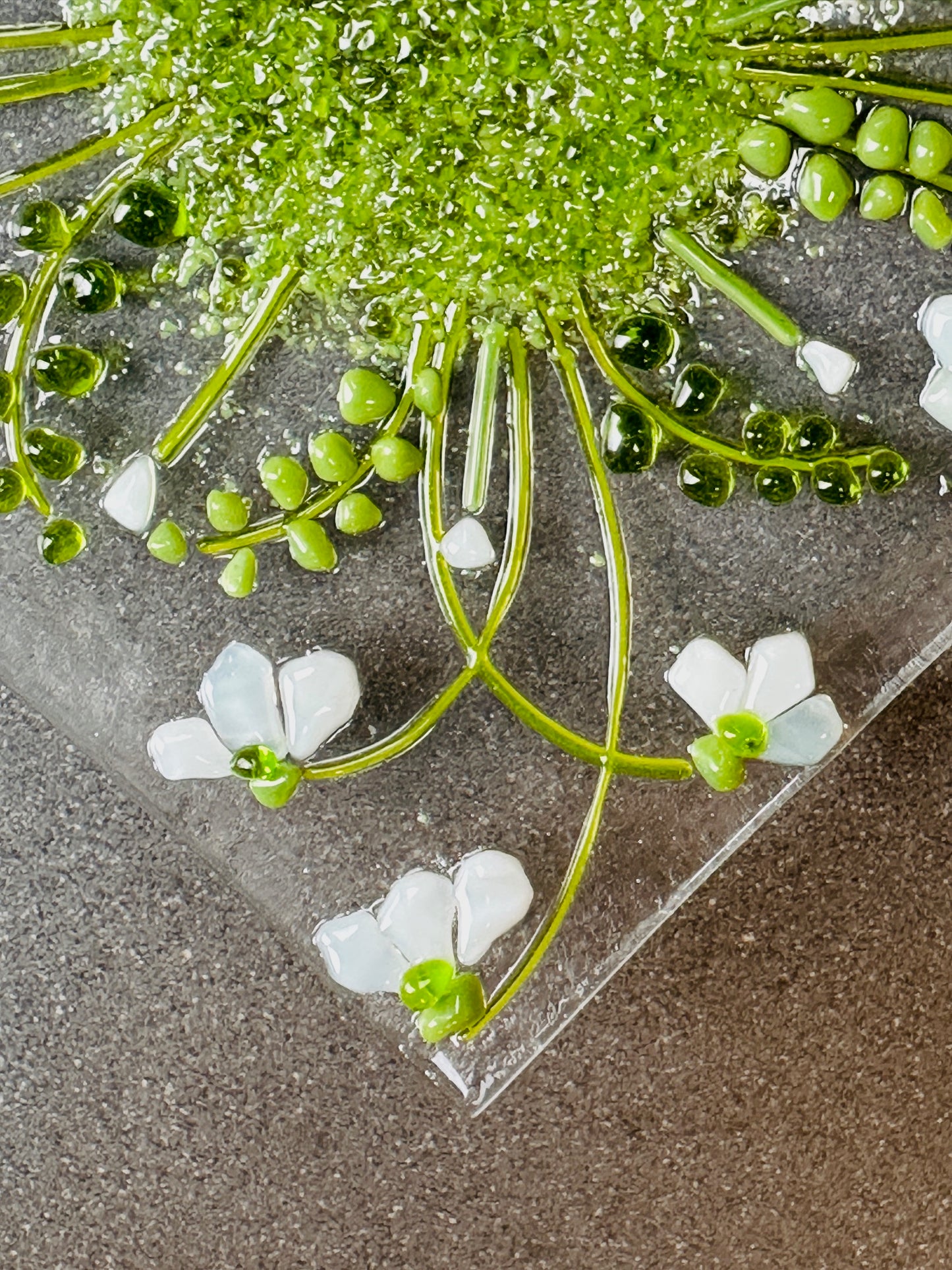 Snowdrop glass large plate