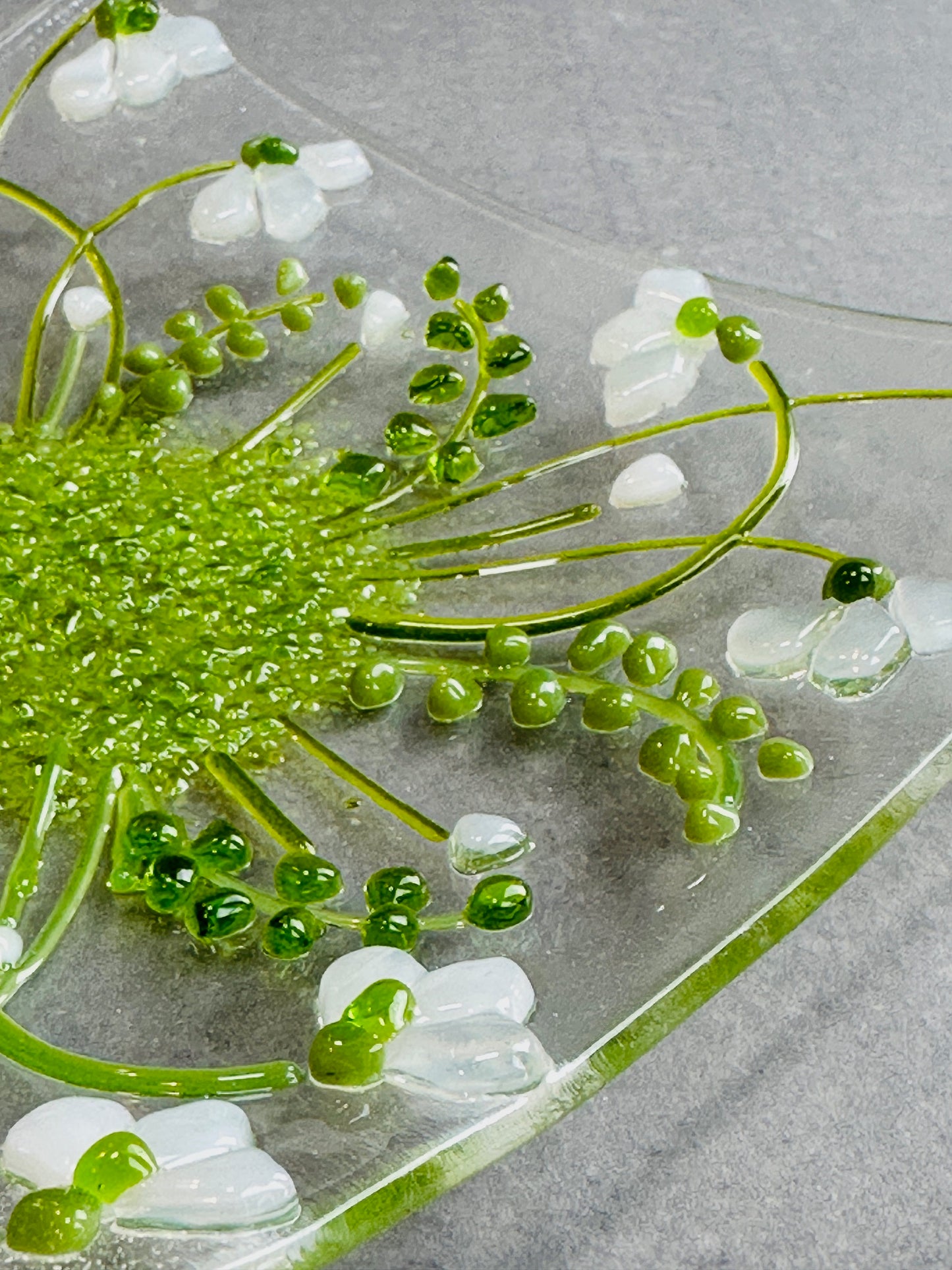 Snowdrop glass large plate