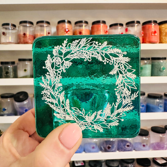 SALE Christmas White on Green Wreath Tea Light Holder