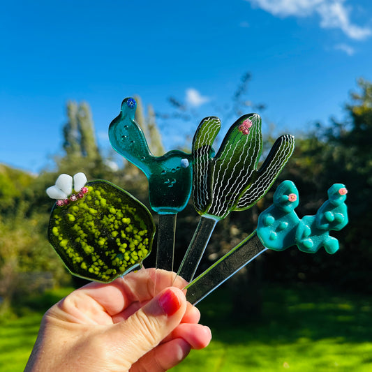 cactus plant pot stakes bundle - Supper Seconds