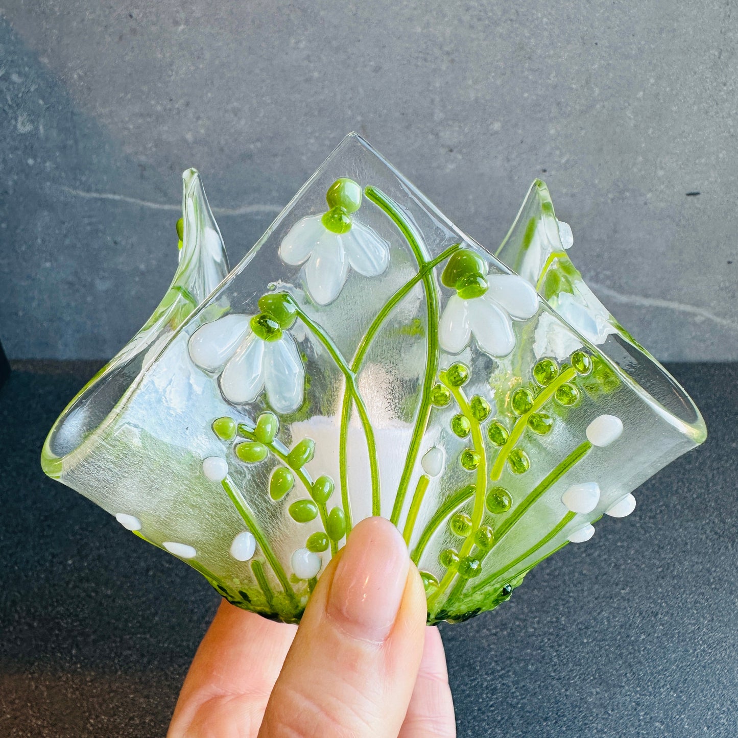 Fused Glass Snowdrop Candle/Tealight Holder craft kit.